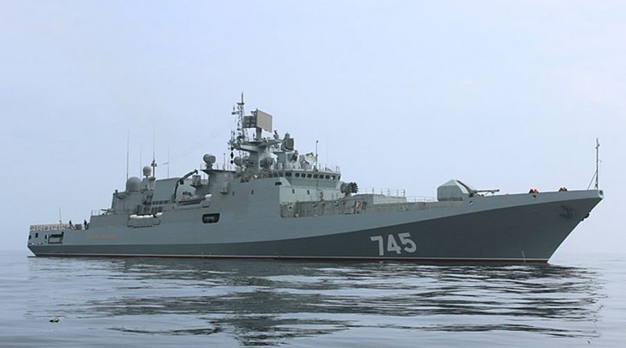 Фрегат Черноморского флота «Адмирал Григорович» отработал в море удар «Калибрами» по надводным целям