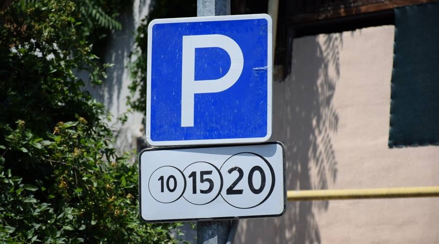 Доход от муниципальных парковок в Ялтинском регионе с начала года составил 9 млн рублей