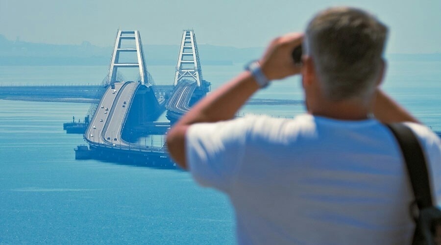 МЧС опровергло сообщения о закрытии Крымского моста