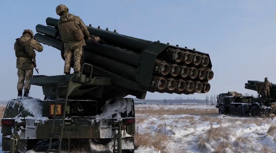 Украинские военные провели вблизи Крыма учение с «Ураганами»
