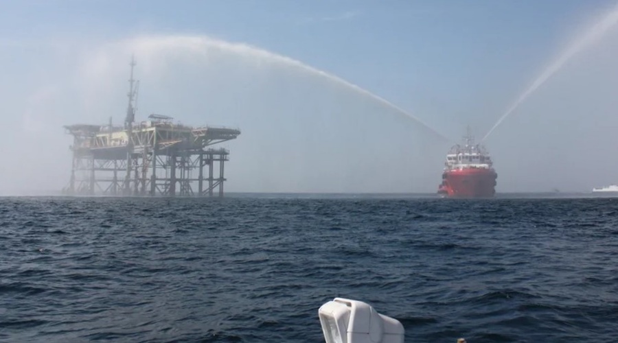 Антитеррористические учения прошли на газодобывающей платформе в Чёрном море