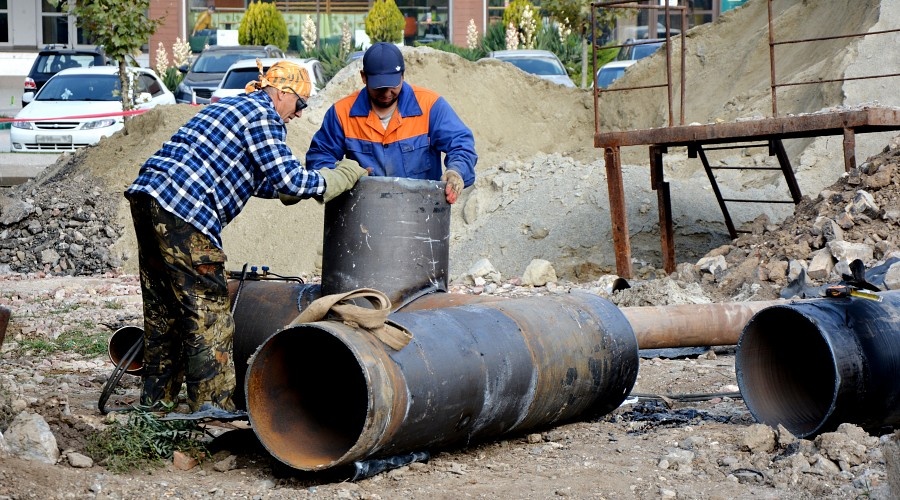 Давление в системе водоснабжении Керчи и двух районов Крыма будет снижено из-за ремонта магистрального водовода