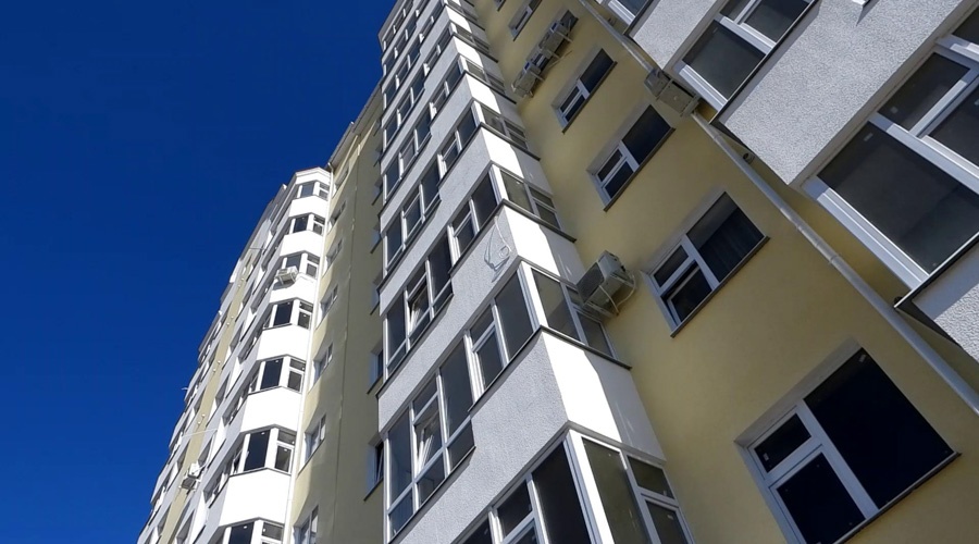 Подросток скончался после падения с 8 этажа в Симферополе