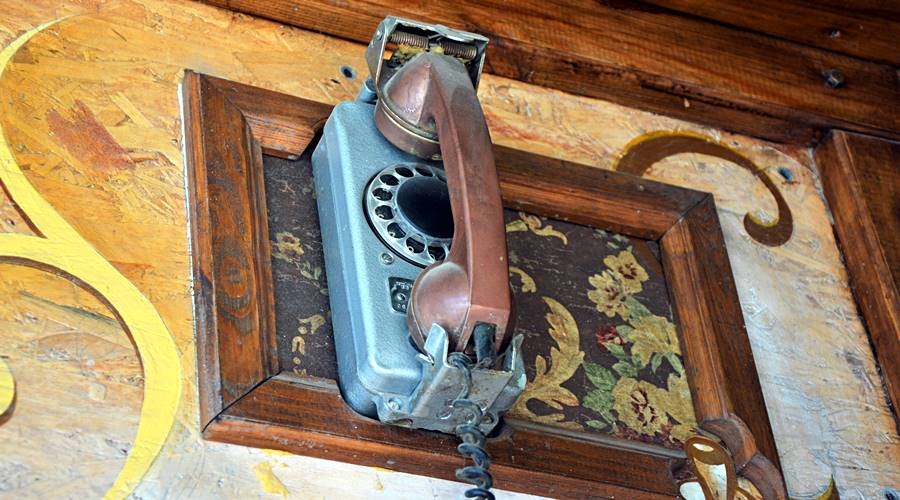 Доходы от междугородных звонков по стационарным телефонам сократились в России в шесть раз