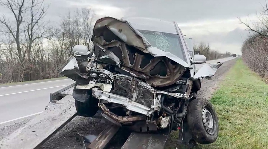 Один человек погиб и четверо пострадали в ДТП в Крыму