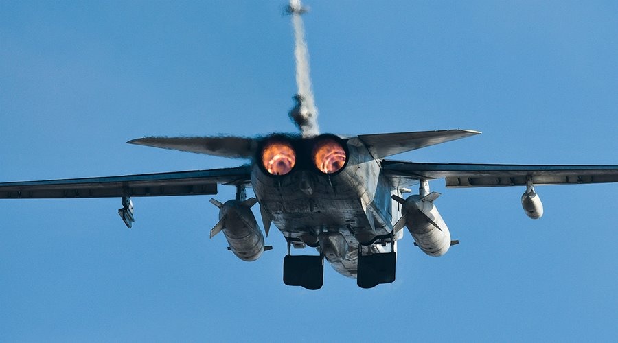 Зенитчики ЧФ отрабатывают в Крыму оборону объектов флота от авиации противника