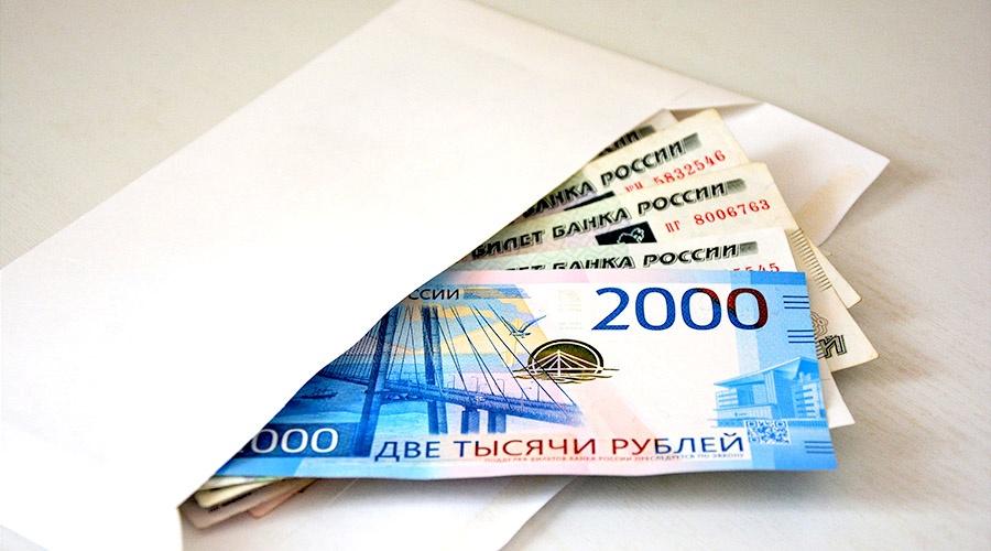 Правительство России направит еще 3,6 млрд рублей на выплаты соцработникам
