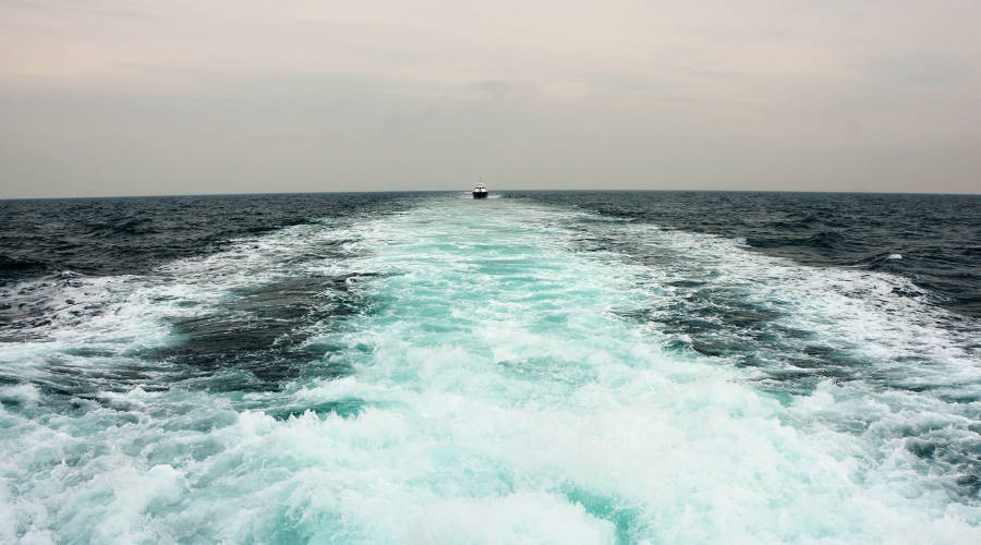Суда гидрографической службы ЧФ занялись ревизией и заменой буев в Черном море