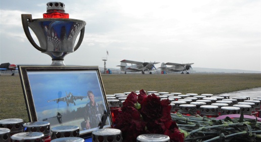 Крымские школьники провели акцию в память о летчике Романе Филипове