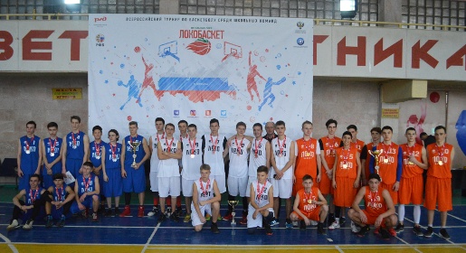 Бахчисарайцы и евпаторийцы стали участниками крымского финала соревнований «Локобаскет – школьная лига»