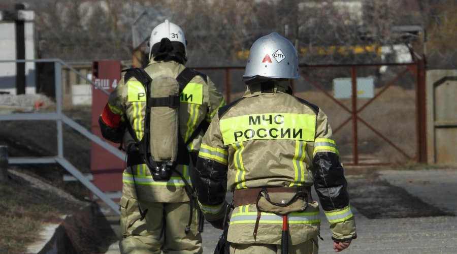 Три человека погибли на пожарах в Крыму во время майских праздников