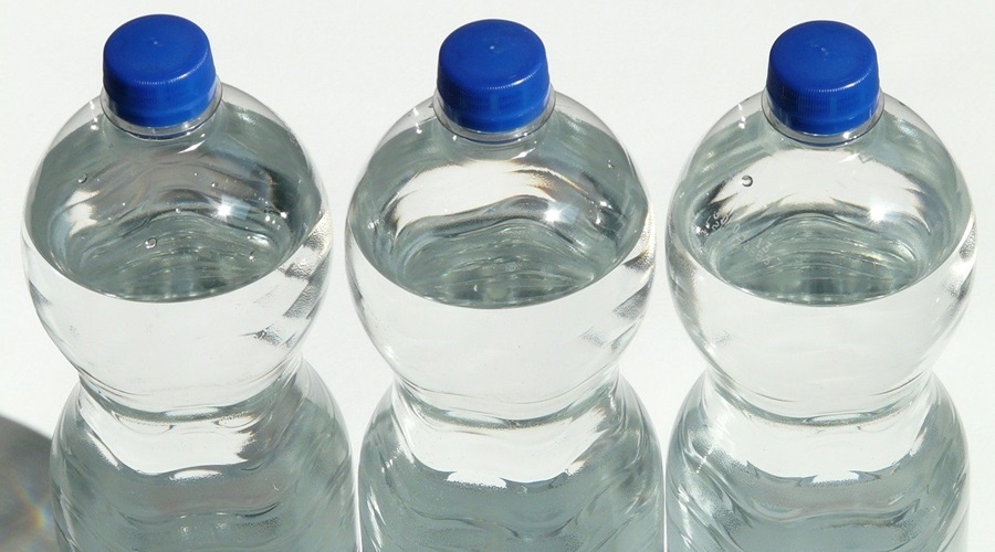 Власти рассказали о ценах на бутилированную воду в магазинах Симферополя