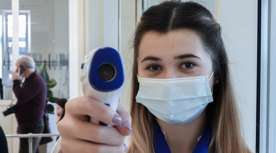 Заболеваемость молодежи коронавирусом стремительно растёт в Крыму