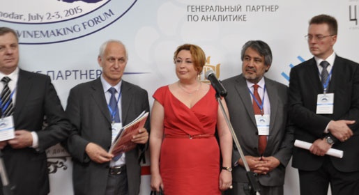 Павленко предложила провести главный винодельческий форум Черноморья в Крыму