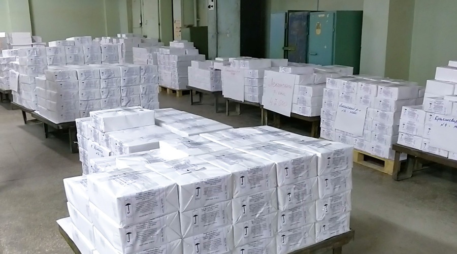 Избирком Крыма принял у типографии бюллетени для выборов в Госсовет республики