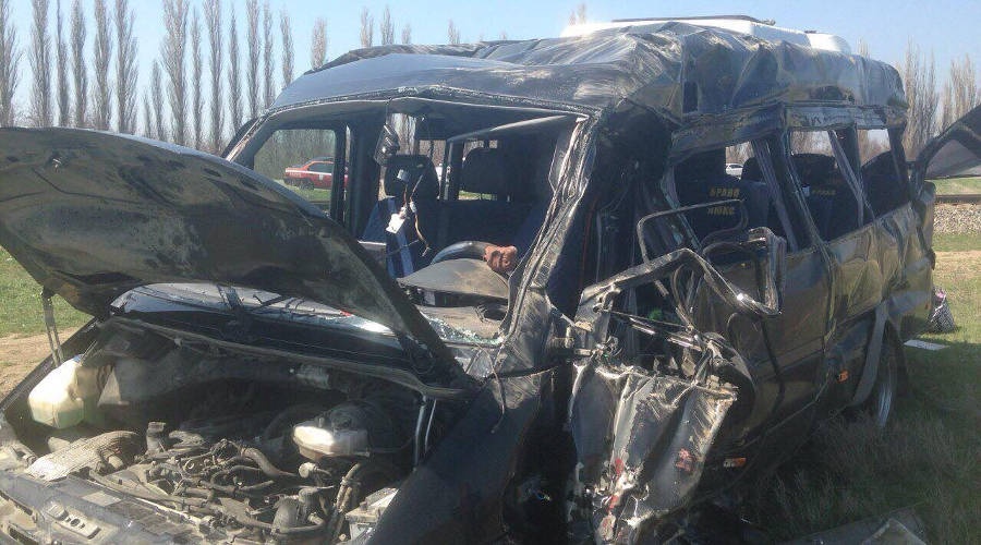 Прокуратура направила в суд уголовное дело о столкновении микроавтобуса с локомотивом на севере Крыма