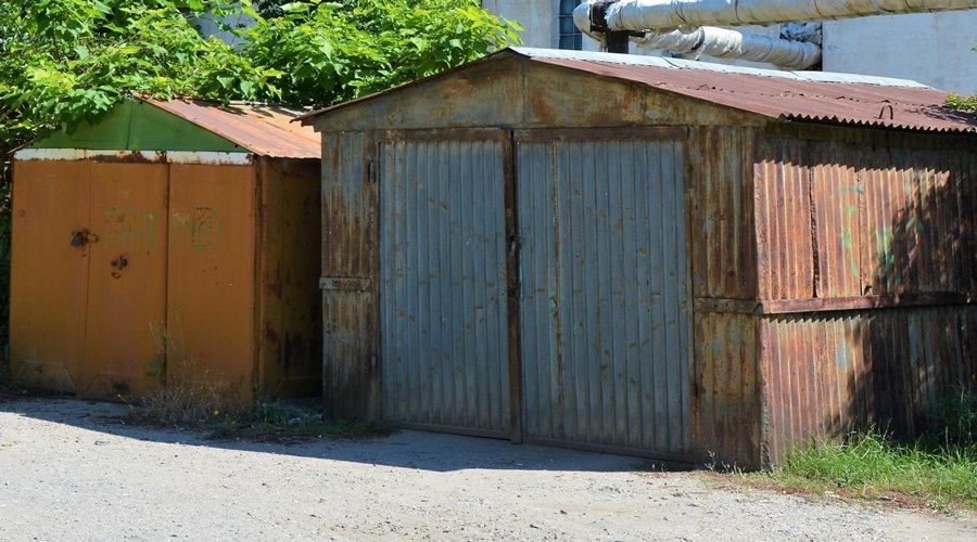 Почти 300 незаконных гаражей снесут в Симферополе