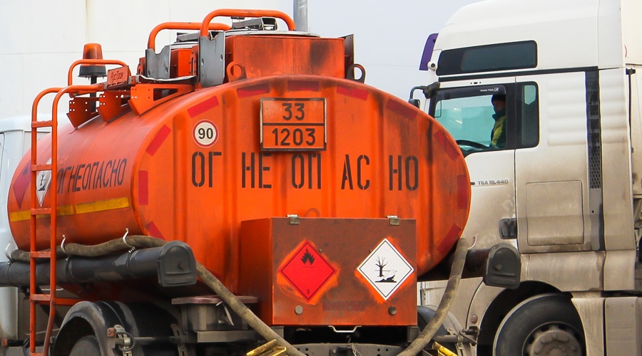 Эксперты Росстандарта зафиксировали улучшение качества топлива на заправках в Крыму