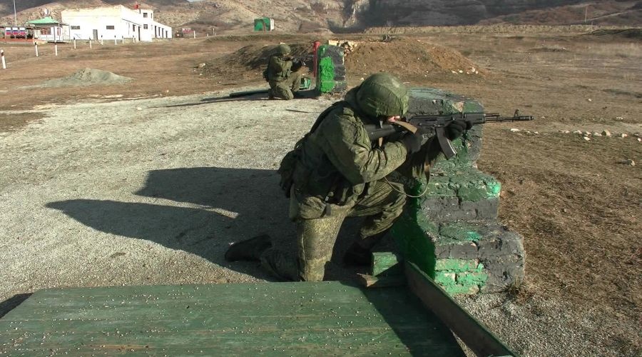 Разведчики ЧФ проводят учения в Крыму