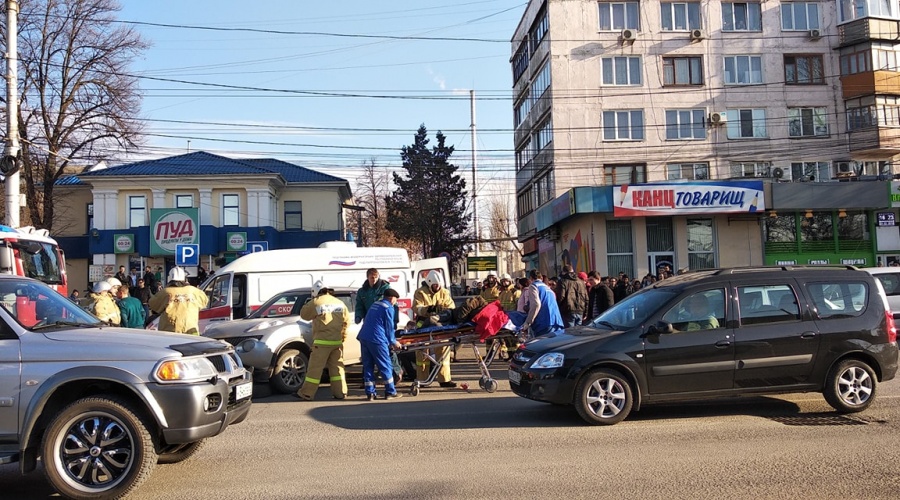 Женщина-пешеход пострадала в ДТП у железнодорожного вокзала Симферополя