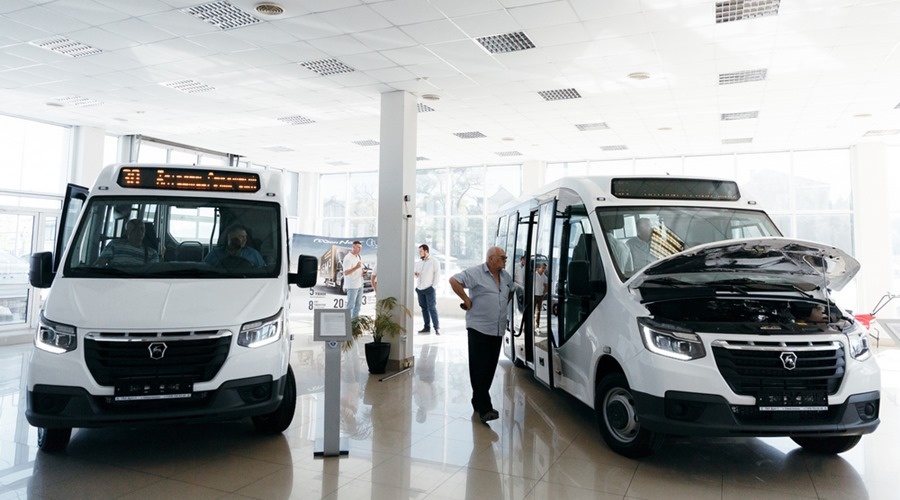 Первые в Севастополе и Крыму новые пассажирские автобусы малого класса «ГАЗель CITY» для маломобильных пассажиров