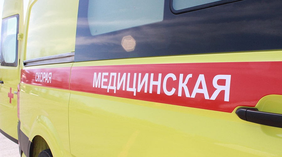 Пострадавшая в аварии на остановке в центре Симферополя госпитализирована 