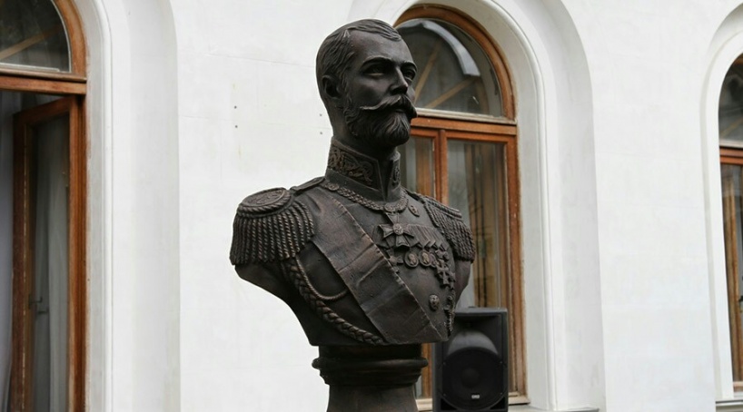 Бюст Николая II установили на территории Ливадийского дворца