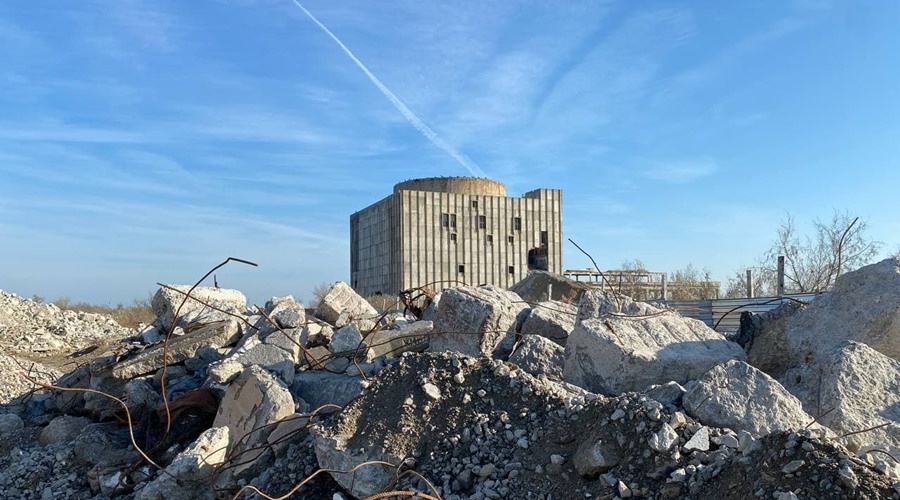 Снос реакторного отделения недостроенной Крымской АЭС начали в Щёлкино