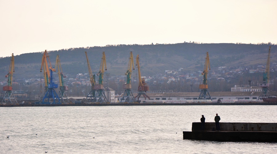 Крым передаст в федеральную собственность Керченский и Феодосийский морские порты
