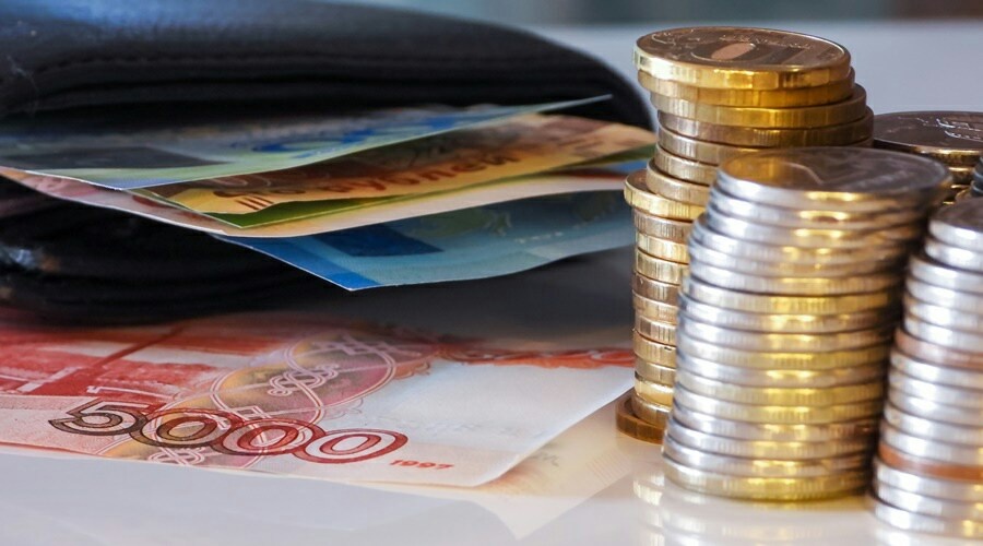 Объем привлеченных банками средств клиентов в Крыму за год вырос на 8,3%