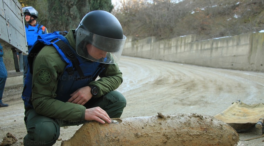 В Ялте пиротехники МЧС обезвредили немецкую авиабомбу SD-250 времён Великой Отечественной войны