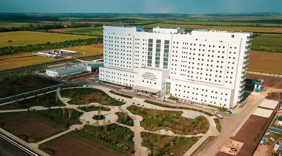 Подрядчик строительства медцентра в Симферополе получил почти 1 млрд рублей аванса