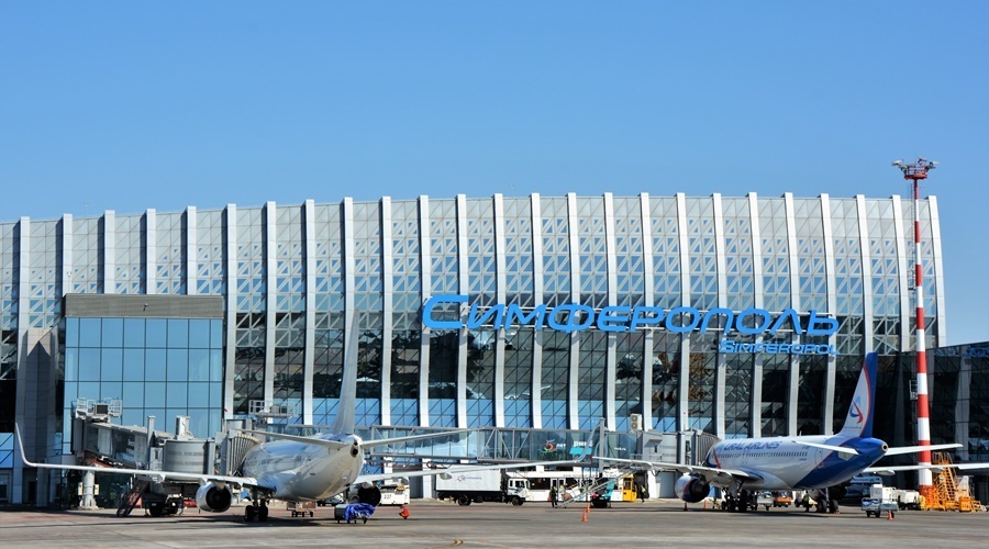 Мишустин утвердил правила предоставления субсидий аэропортам