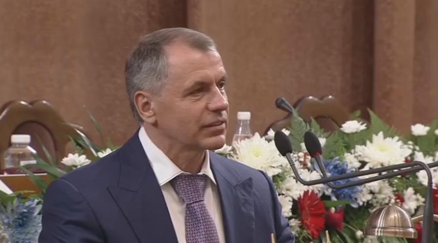 Константинов переизбран на должность спикера парламента Крыма