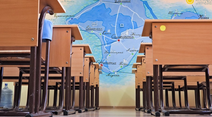 Почти 80 школьных классов переведены на карантин в Крыму из-за коронавируса