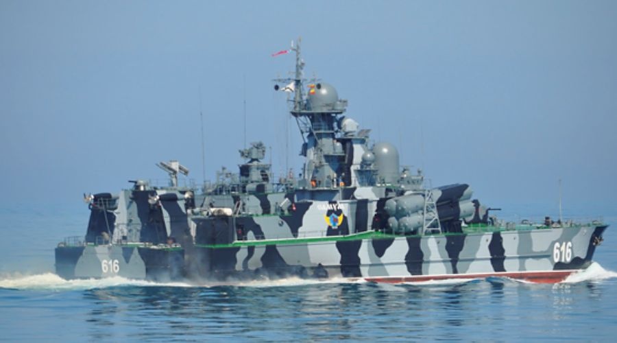 Отряд кораблей ЧФ провел учение в Черном море