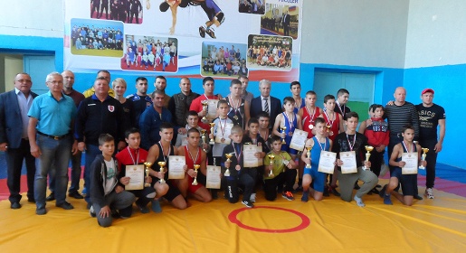 Медалисты юношеского борцовского турнира на призы Георгия Шестака определены в Бахчисарайском районе