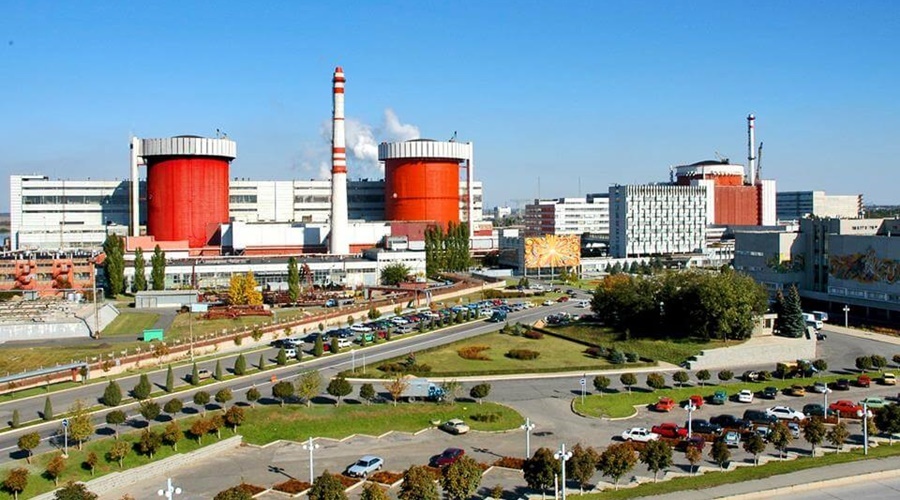 Киев разместил склады с западным вооружением на украинских АЭС – разведка