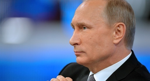 Путин пообещал решить вопрос с перерегистрацией украинских автомобилей в Крыму и очередями на Керченской переправе