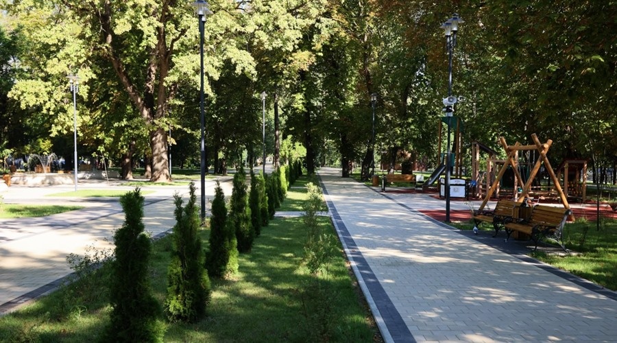 Сквер имени Ленина открыт в Симферополе после капремонта