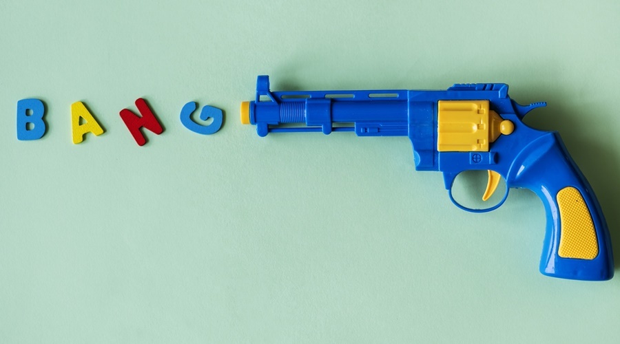 Несовершеннолетний с игрушечным пистолетом едва не сорвал экзамен в Керчи