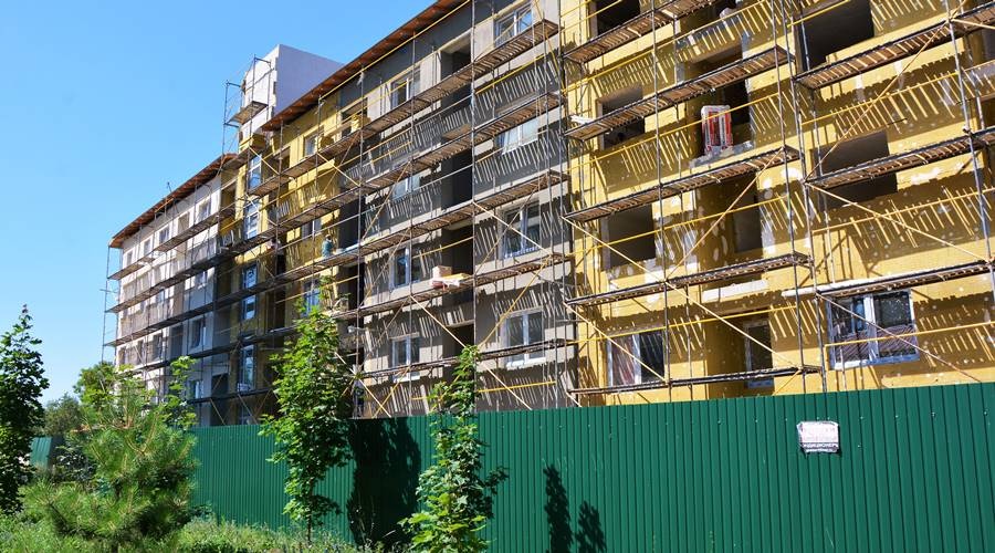 Администрация Симферополя с сентября начнет оформлять квартиры в строящемся доме для льготников