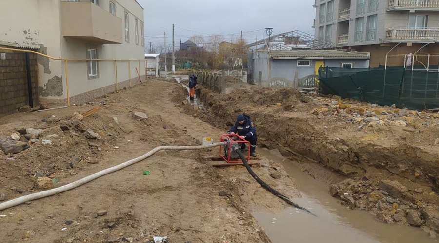 Крымчане могут подать заявления на компенсации ущерба от шторма несколькими способами
