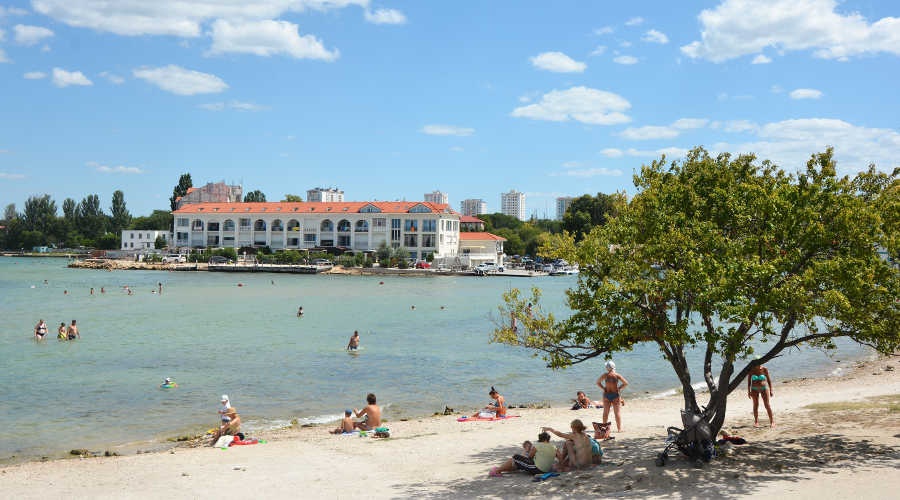 Роспотребнадзор не обнаружил холеры на пляжах Севастополя