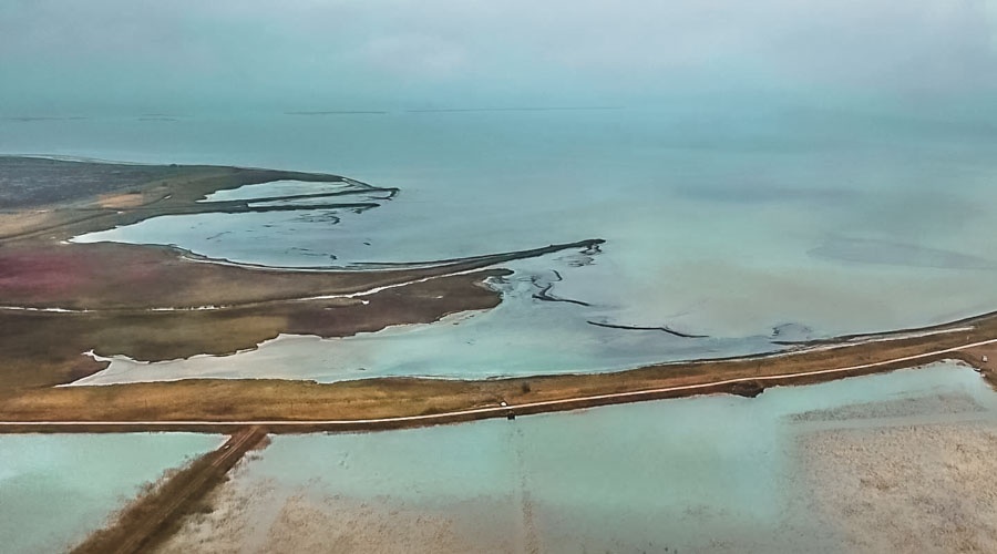 Каркинитский залив заполняется сероводородом из-за сброса Украиной днепровской воды