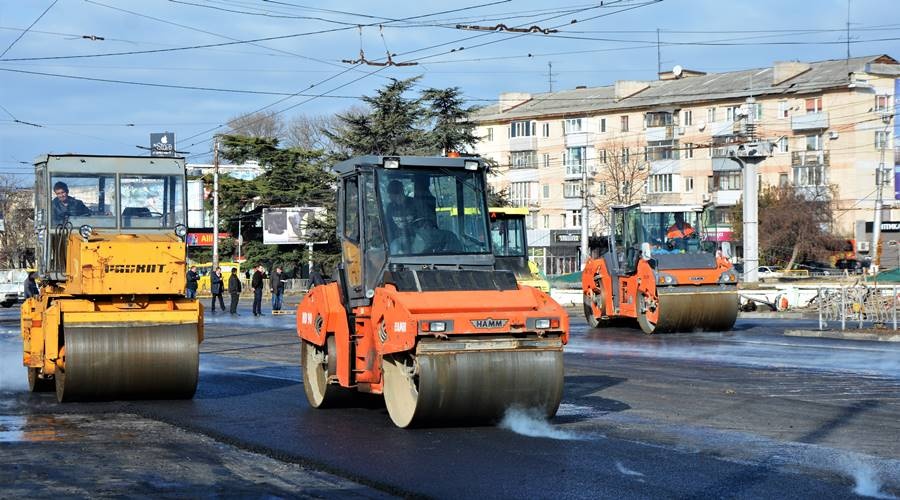 Министр транспорта Крыма пообещал максимально снизить неудобства для симферопольцев при ремонте дорог в 2019-м