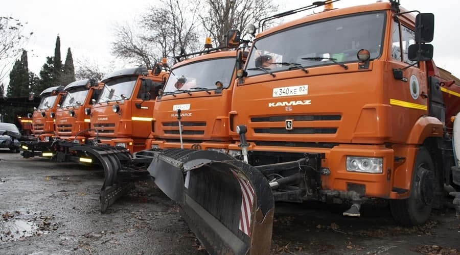 Власти Ялты заявили о готовности городских служб к ухудшению погодных условий