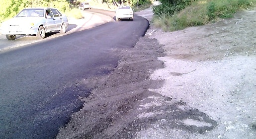 Фирма сына крымского депутата «провела» некачественный ремонт дороги через Петровскую балку в Симферополе в рекордно короткие сроки (ВИДЕО)