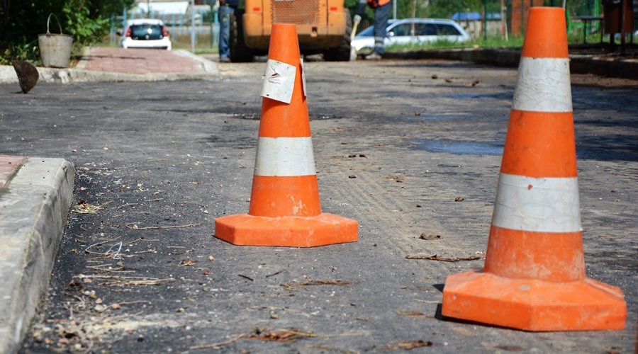 Глава минтранса Крыма подверг критике качество ремонта дорог в Алуште