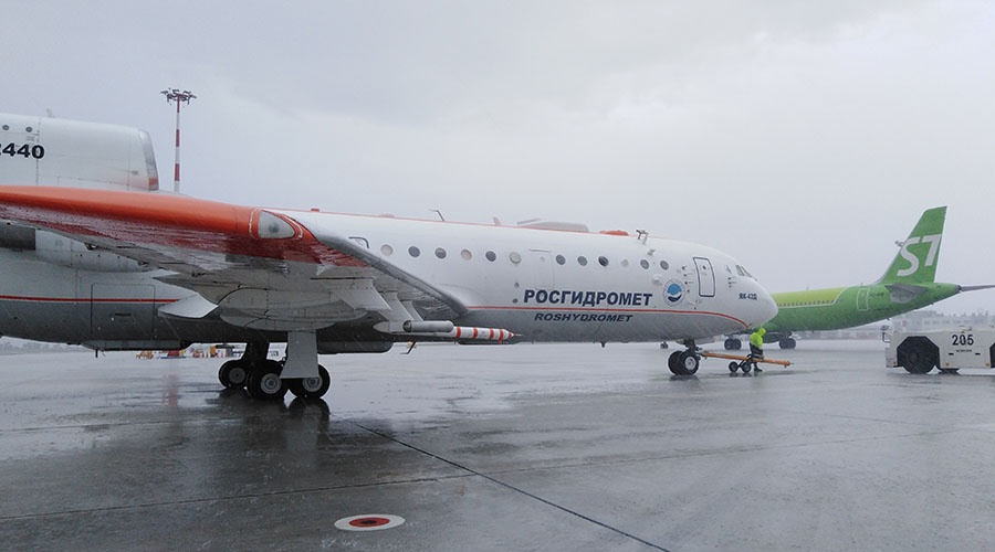 Вызывающий осадки самолет проработал в Крыму лишь несколько дней